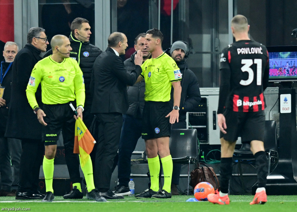 ميلان يكسب لاتسيو.. ويخسر المدرب بـ «الحمراء»