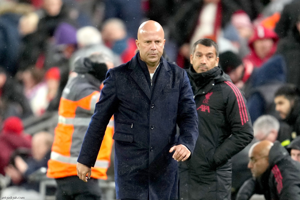 الليفر يودع