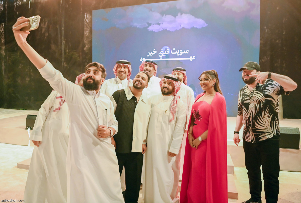 الألبوم الأول