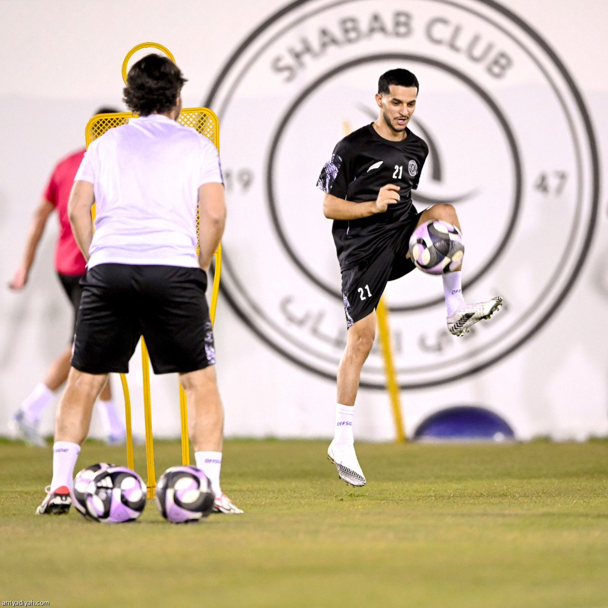 الشباب يعود