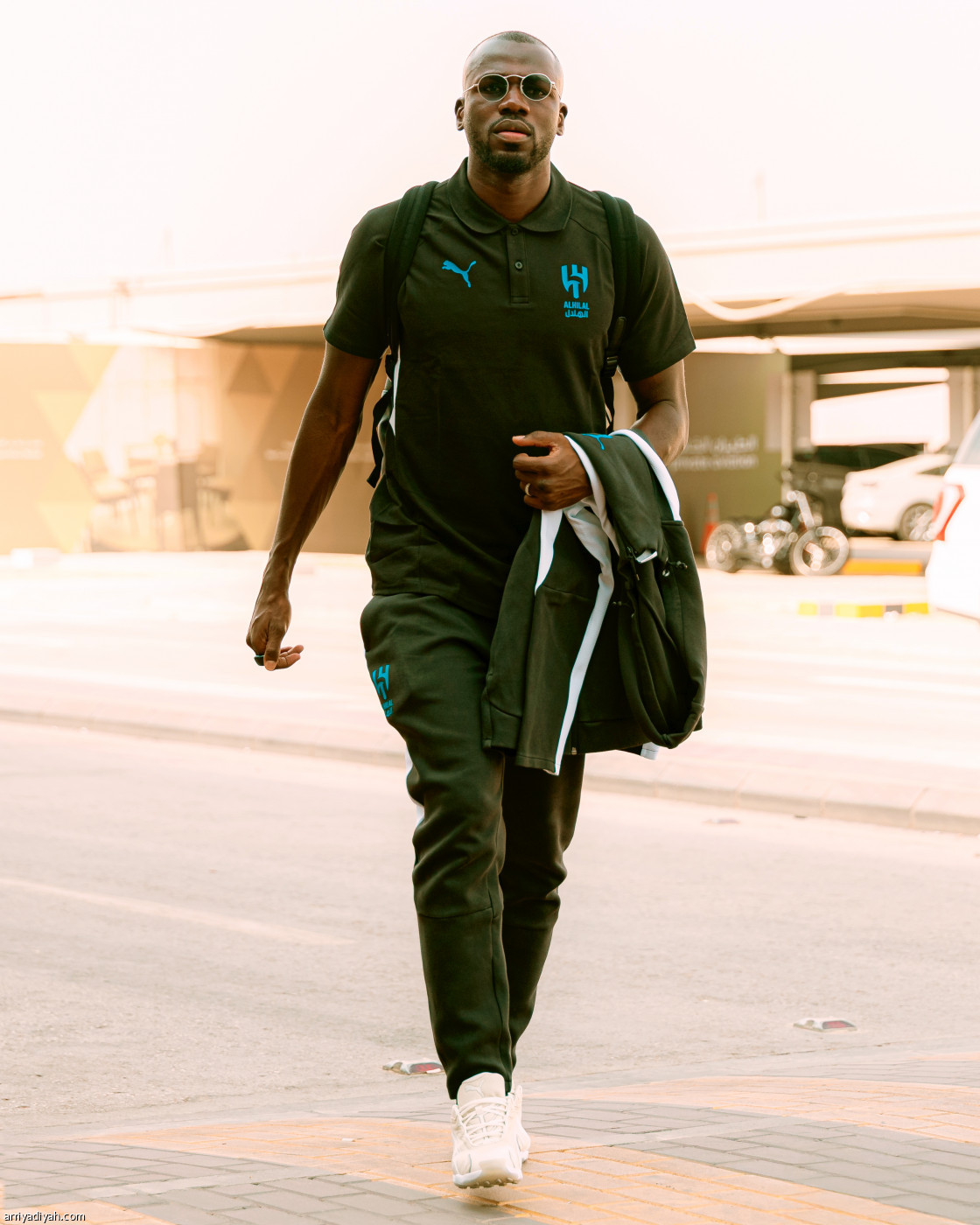 الهلال إلى طشقند