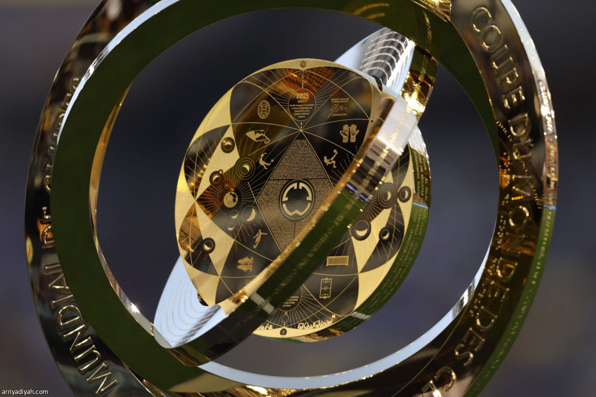 كأس العالم تظهر