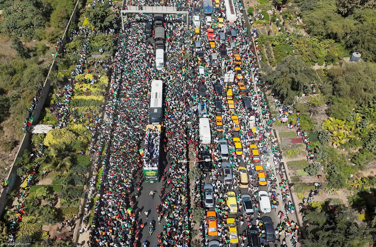 السنغاليون يحتفلون