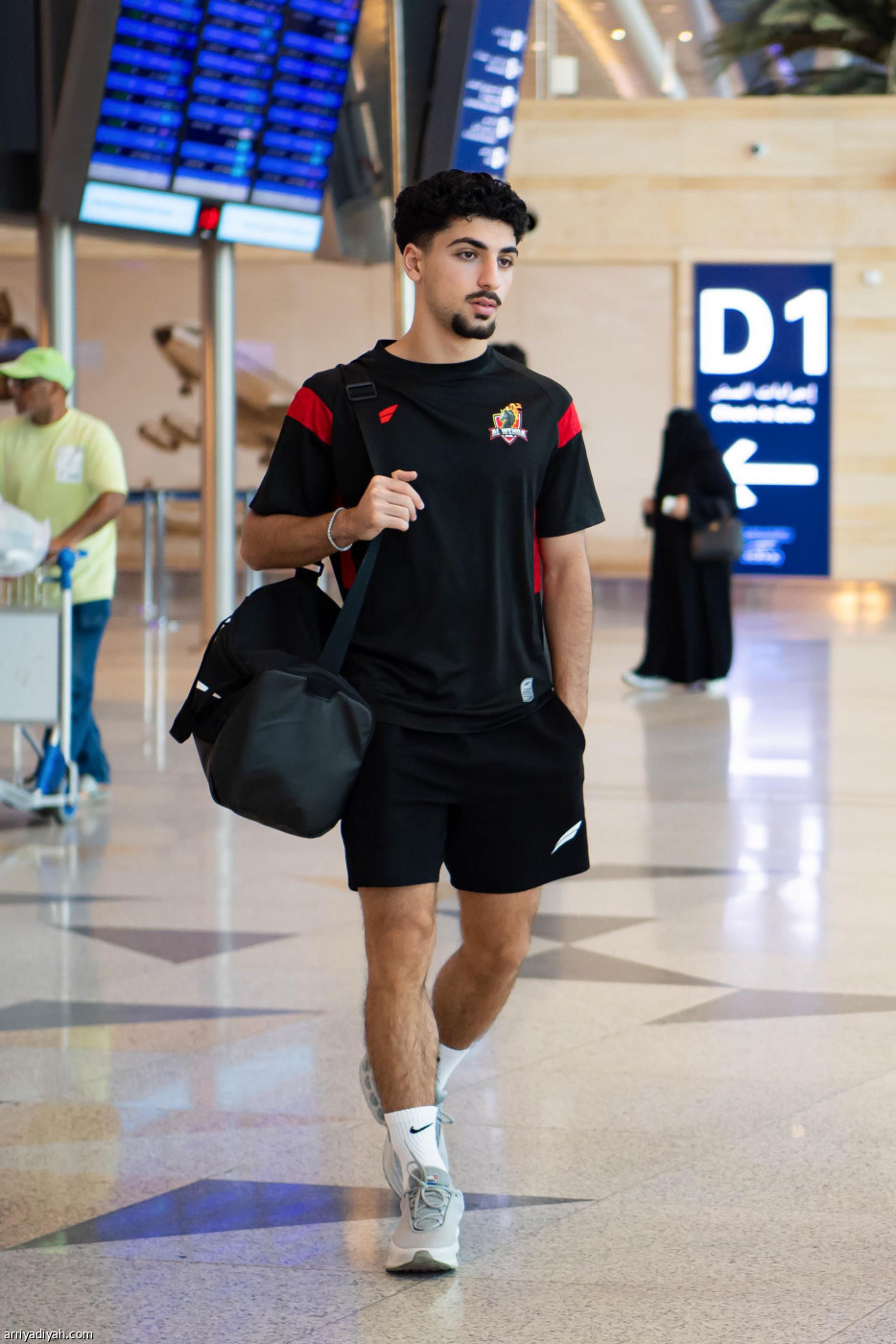 مغادرة الفرسان