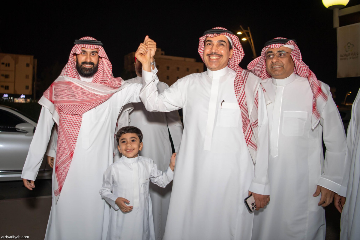 احتفاء بعودة خيمي