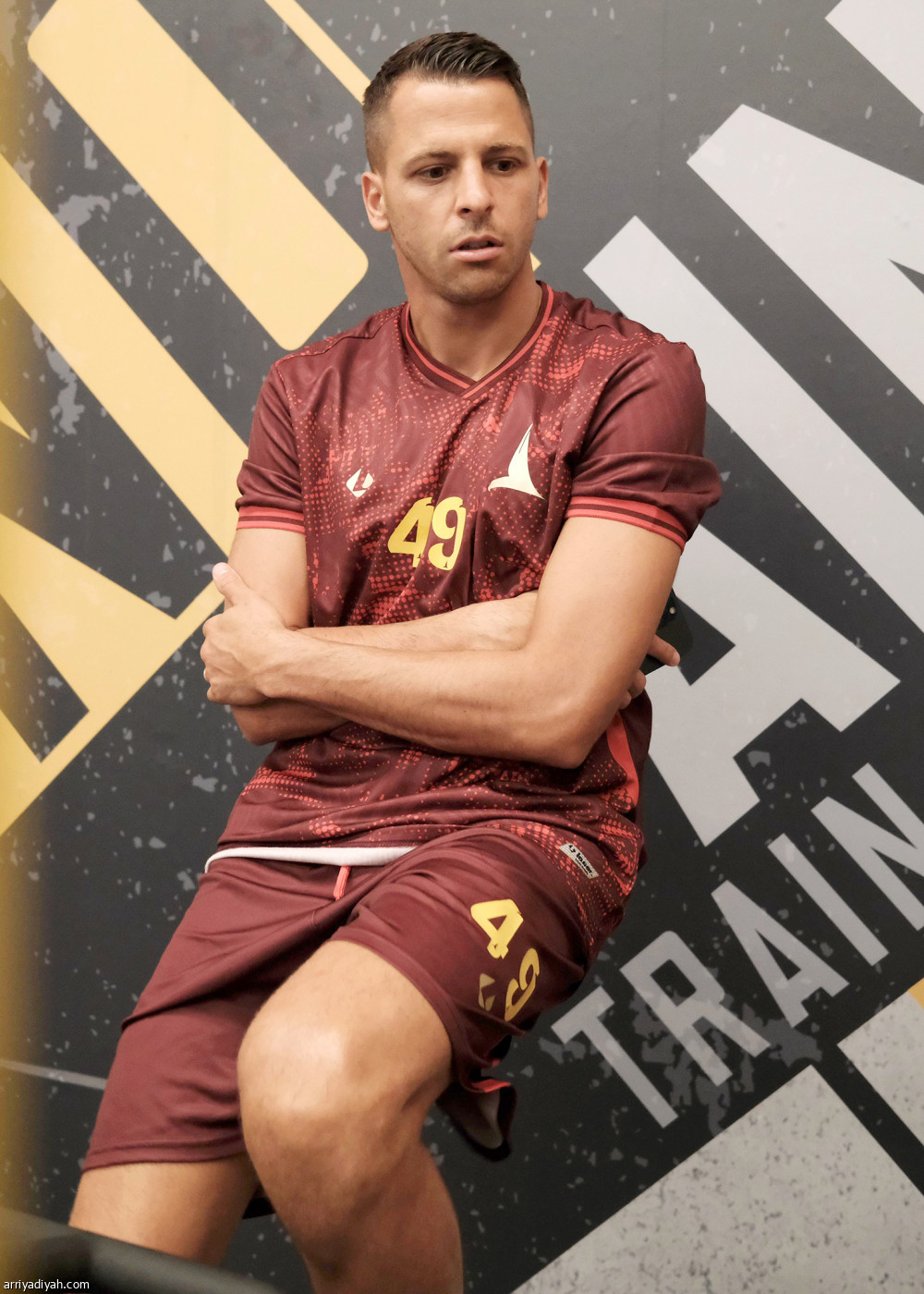 الخليج يبدأ الإعداد