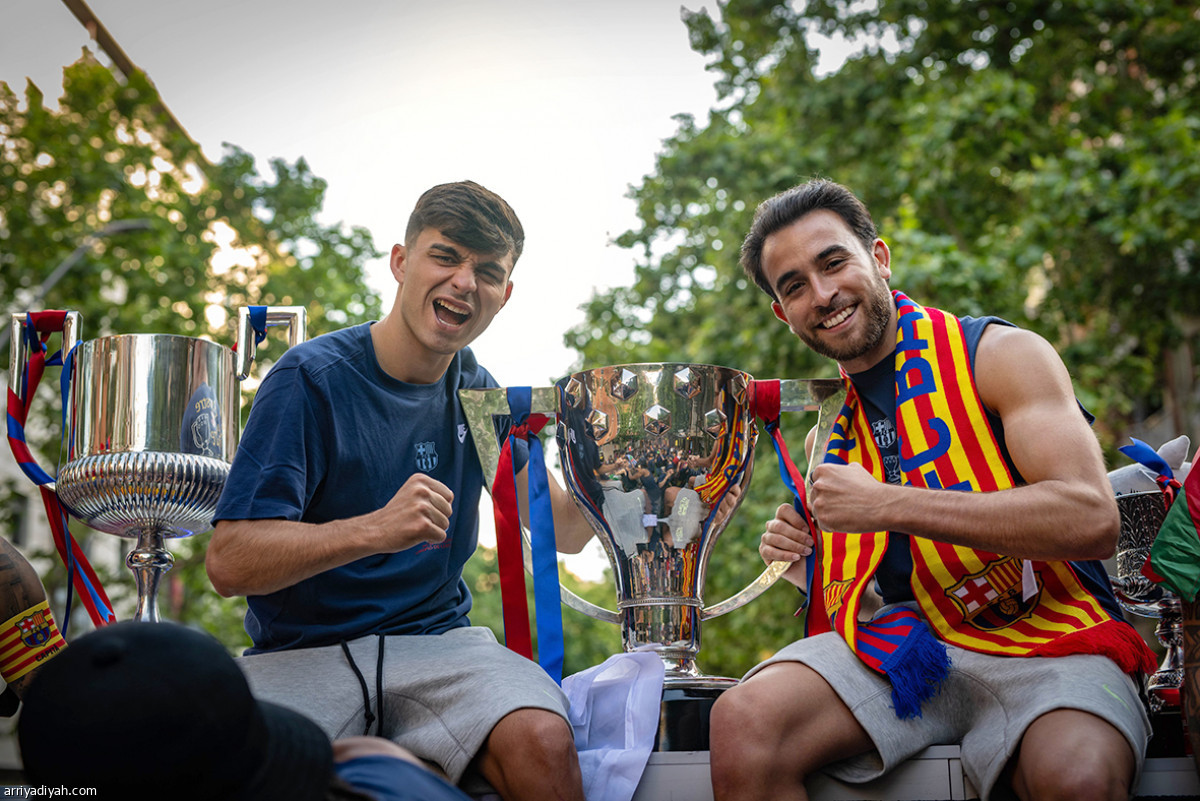 برشلونة يحتفل